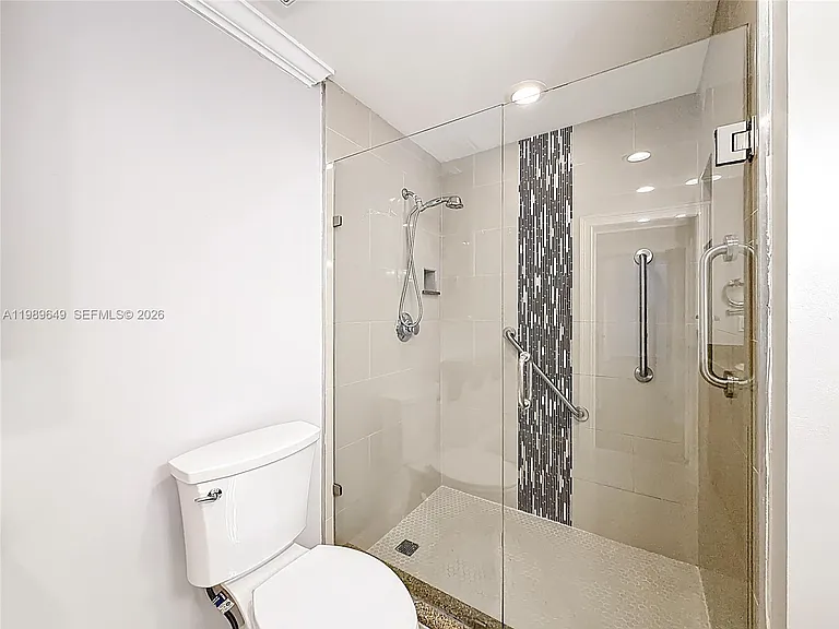 4330 SW 7th St — Photo 30