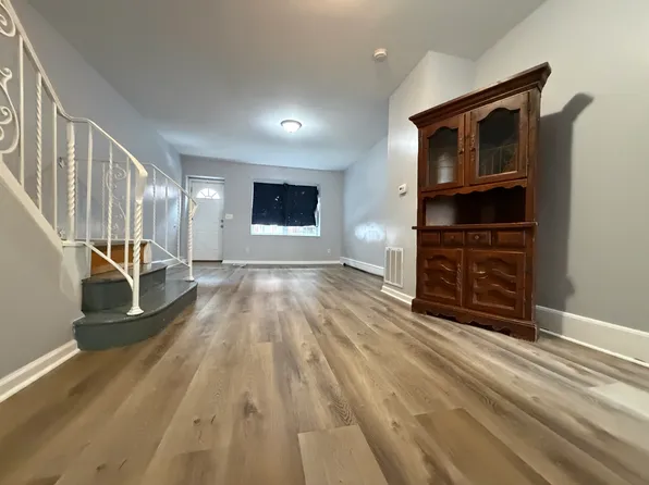 2438 S Reese St, Philadelphia, PA 19148