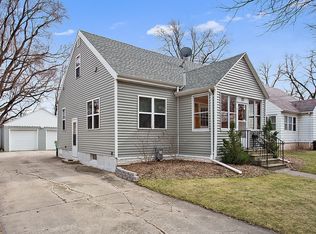 717 S Baird St, Green Bay, WI 54301