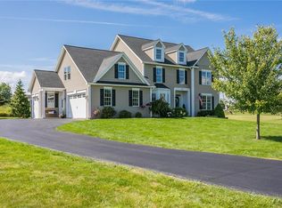 5151 Wyffels Rd, Canandaigua, NY 14424