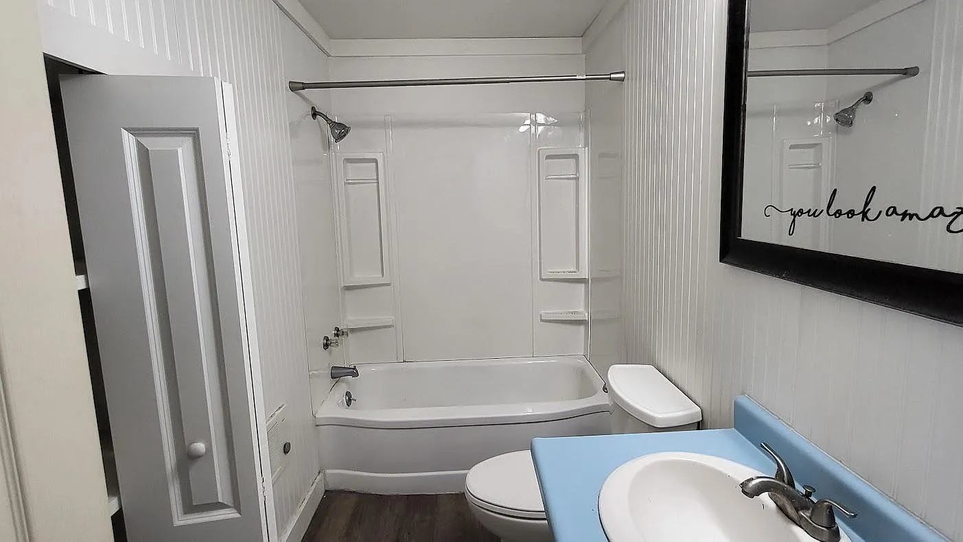 2 bed, $780 — Photo 2