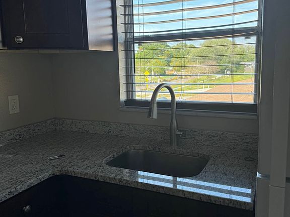 2nd image of 2500 Harn Blvd #2