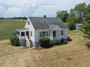 2131 Hermitage Rd, Waynesboro, VA 22980