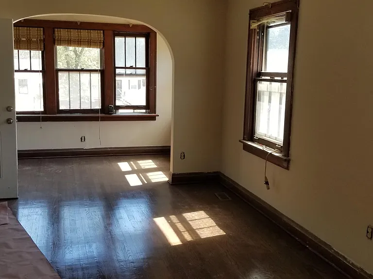 4538 Grant St — Photo 3