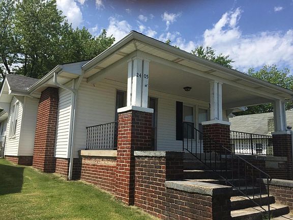 2nd image of 2405 Washington Ave