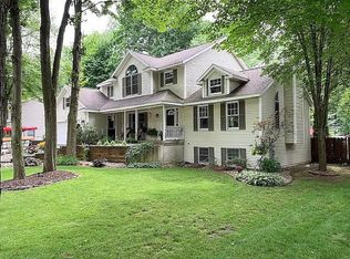 4538 Glen Hollow Dr, Hudsonville, MI 49426