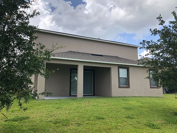 3rd image of 15171 Sunrise View Ln