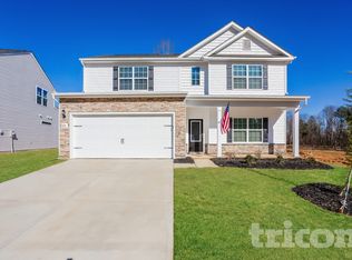 6442 Fairford Dr, Charlotte, NC 28215