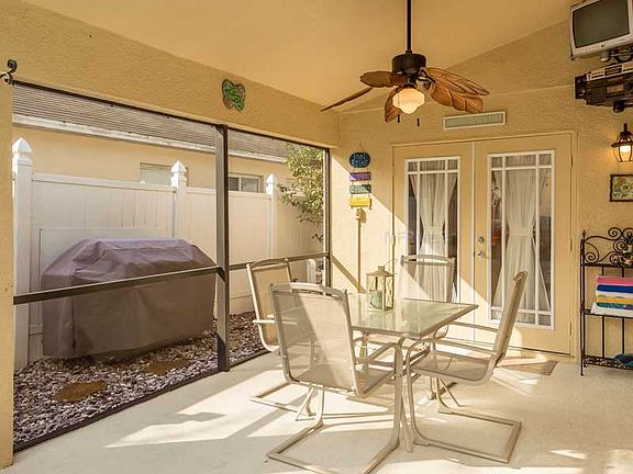 3rd image of 2132 Hammock Moss Dr