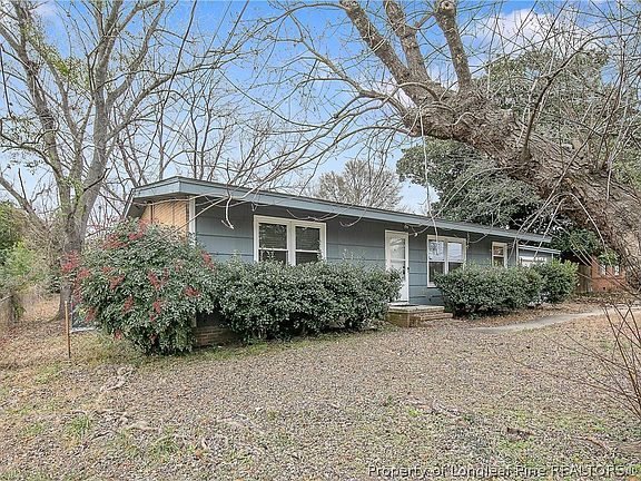3rd image of 4442 Wellington Dr