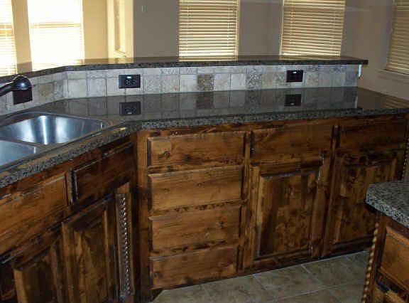 3rd image of 105 Creekwood Ct