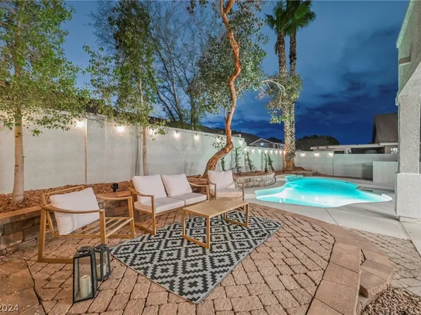 283 Canyon Spirit Dr, Henderson, NV 89012