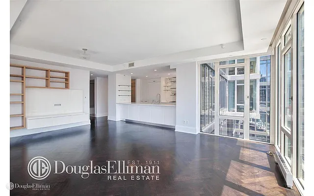 Rented by Douglas Elliman | media 24