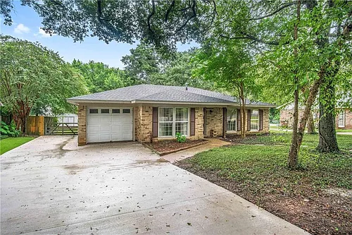 304 Judson Dr Photo 1