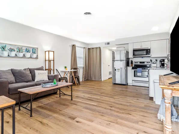 (undisclosed Address), Jeffersonville, IN 47130