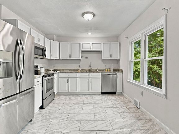 5th image of 181 Parker Rd