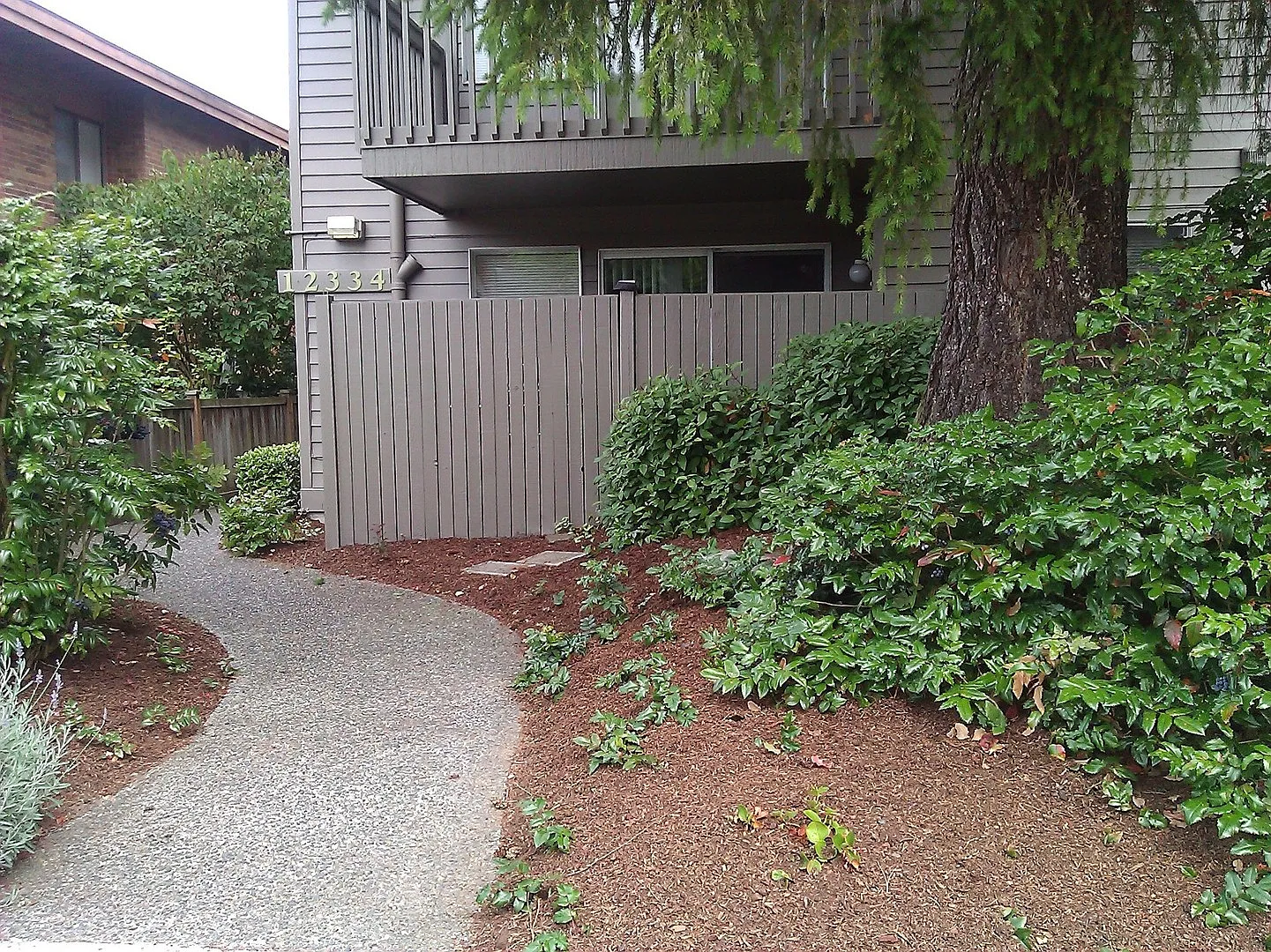 12334 33rd Ave NE — Photo 2