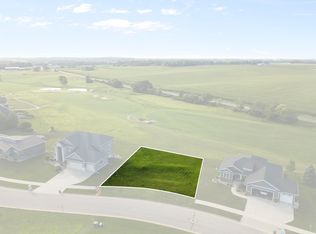 177 Augusta Ln, Waverly, IA 50677
