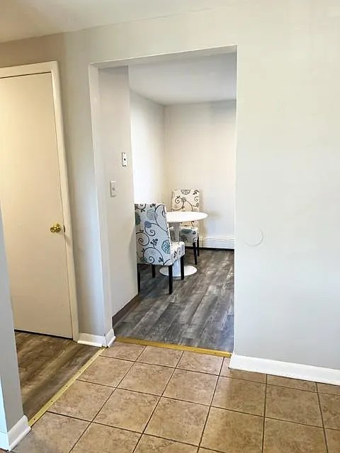 2 bed, 800 sqft, $1,645 — Photo 3