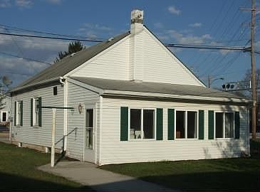 2nd image of 121 Hanover St