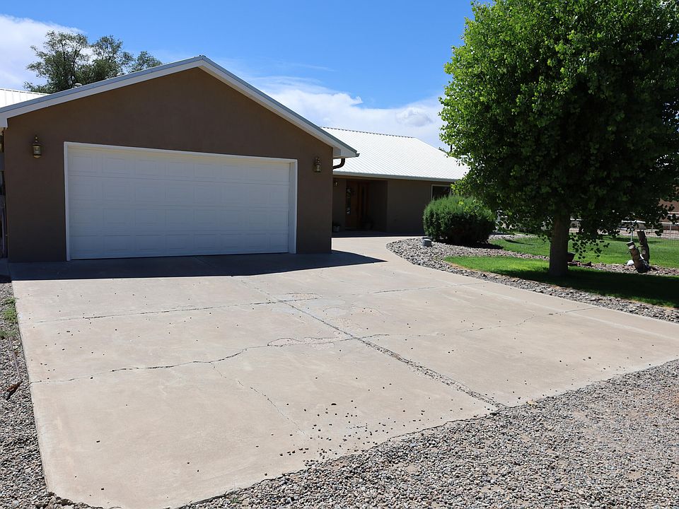 1st image of 22 Chaparral Ln