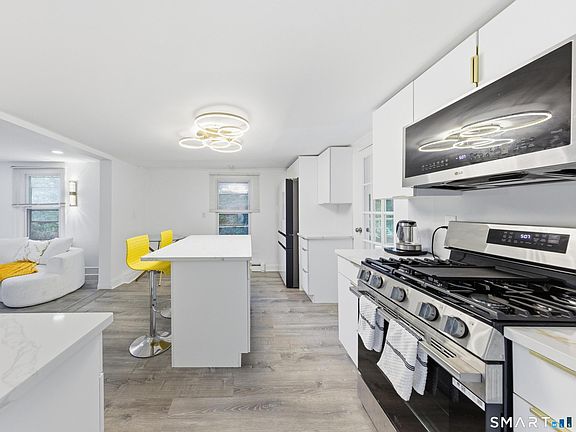 2nd image of 115 Wilton Rd #2