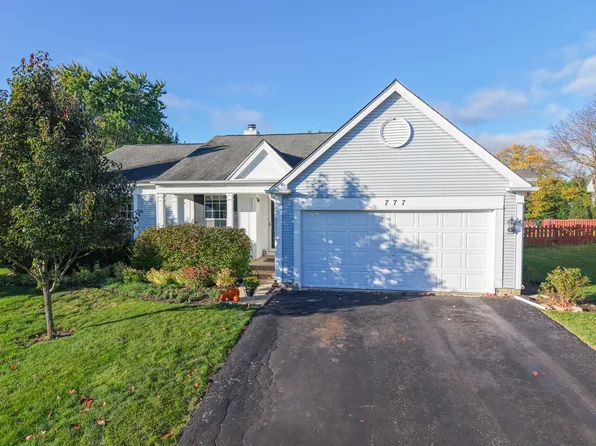 777 Edelweiss Dr, Lake Zurich, IL 60047