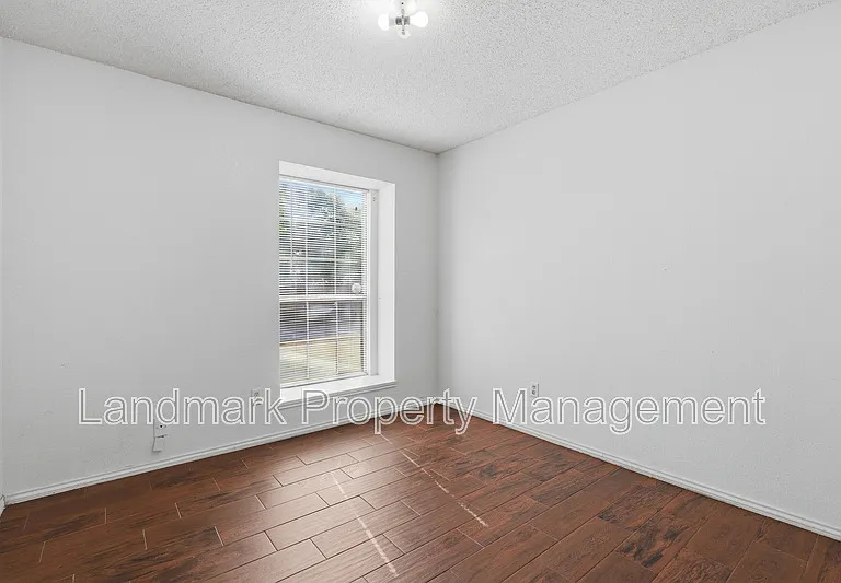 508 Sims Dr — Photo 22