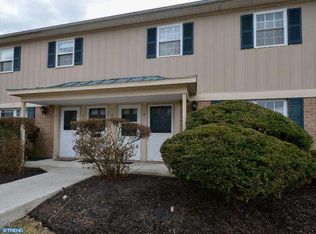 8 Wexford Dr, North Wales, PA 19454