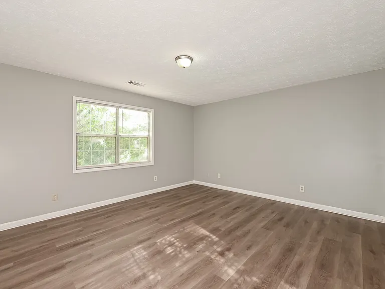 450 Pennybrook Dr — Photo 7