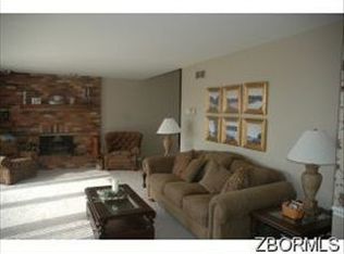 2920 Ash Meadows Blvd, Zanesville, OH 43701