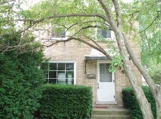 539 E Thacker St, Des Plaines, IL 60016