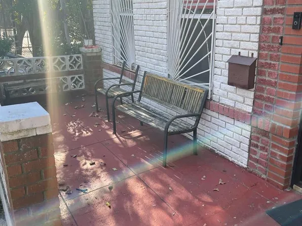 664 Osborn Street image 24 of 52