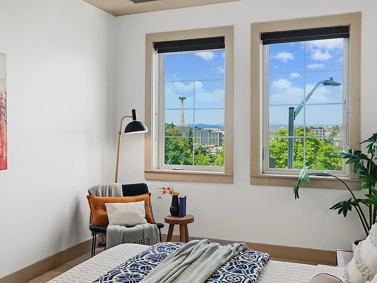 745 Bellevue Ave E #109 — Photo 17