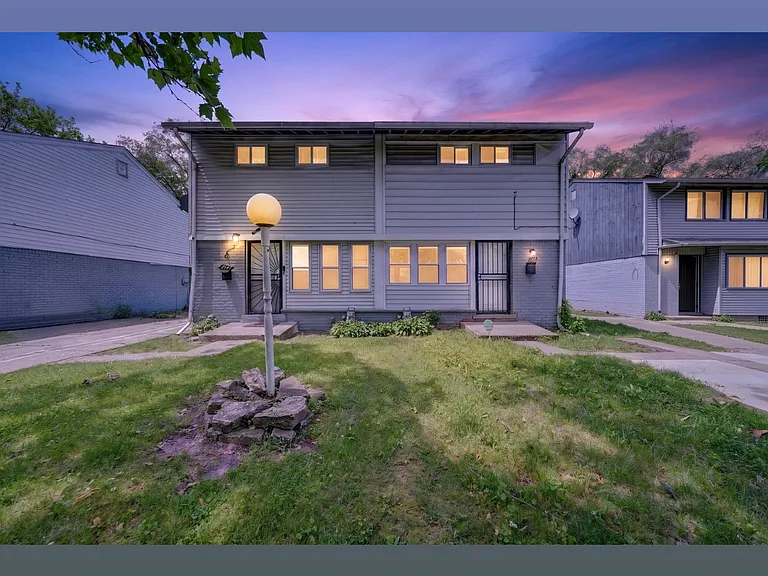 8123 Manor St — Photo 23