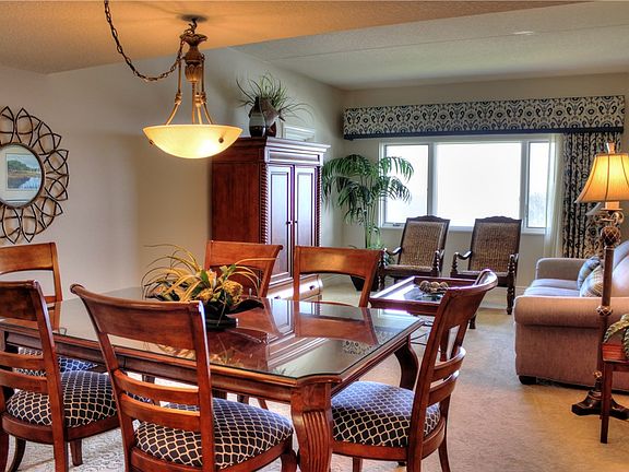 3rd image of 283/284 Sandcastles Ct #283/4