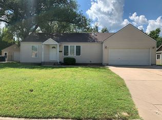 1619 N Robbins St, Augusta, KS 67010