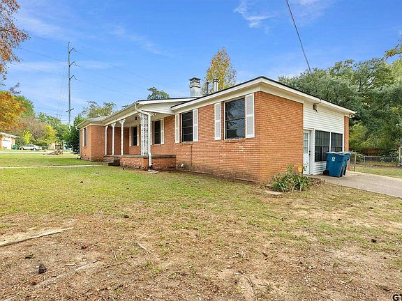 3rd image of 502 W Carolanne Blvd