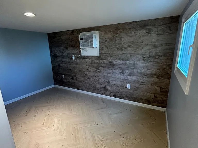 803 N Roosevelt Ave — Photo 9