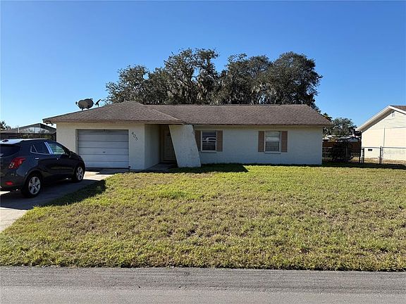 2nd image of 405 Hickory Ln