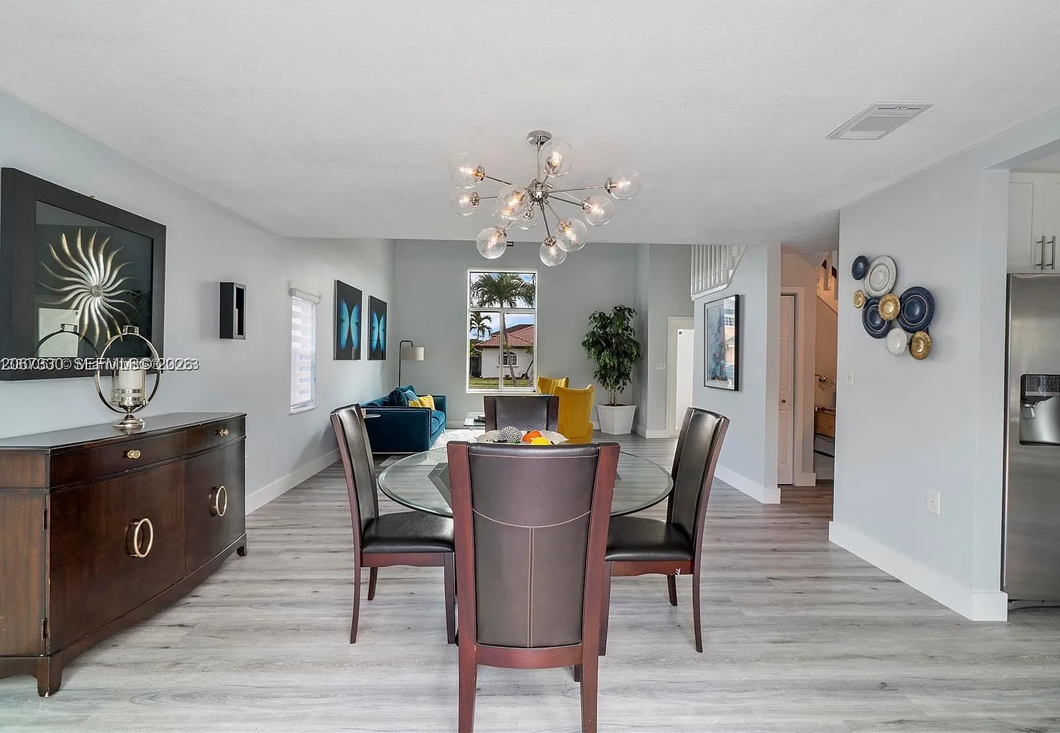4 bed, 3.5 bath, 2537 sqft, $6,800 — Photo 3