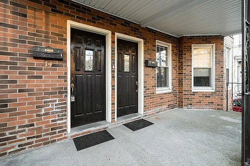 14 Windsor Rd Photo 1