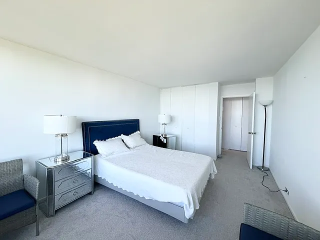 1850 N Clark St #2405 — Photo 18