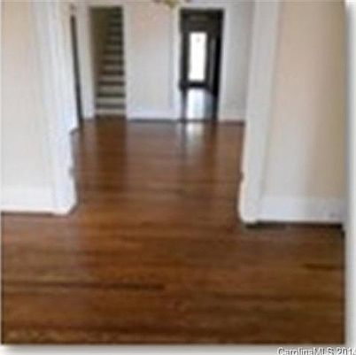 5th image of 204 S Goforth St