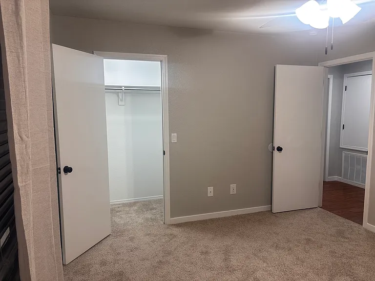 3300 SW Victoria Pl #2 — Photo 12