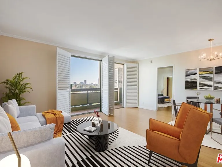 321 S San Vicente Blvd #705 — Photo 2