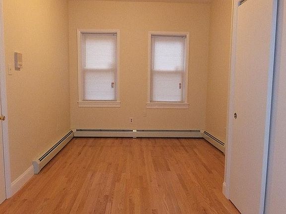 Call Susana 201-960-9835