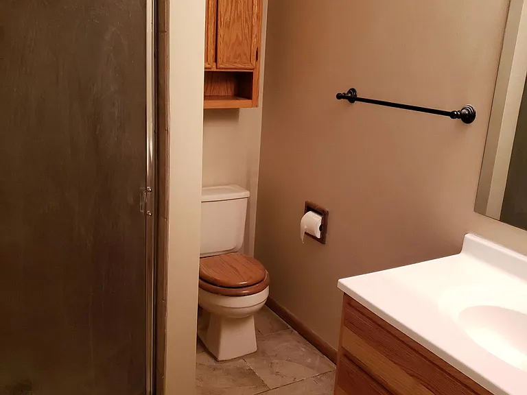 Y Cir — Photo 22