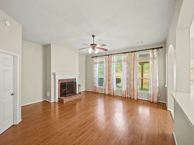 2923 Humble Dr — Photo 7