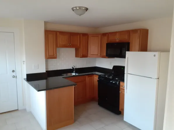 78 Decatur St APT 1L, Arlington, MA 02474